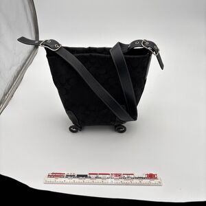 Coach shoulder bag black signature